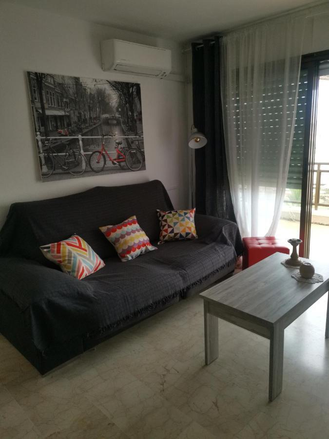 Pina Beach Holidays ลาปีเนดา ภายนอก รูปภาพ