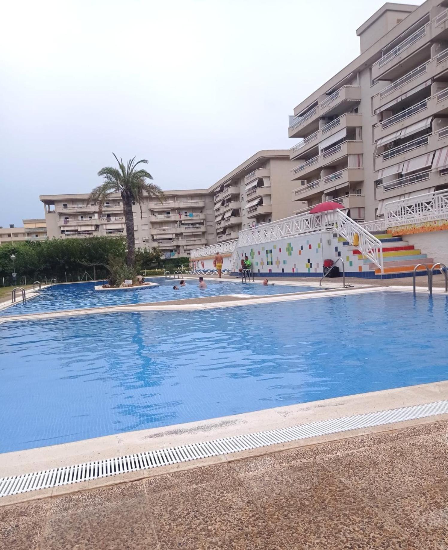 Pina Beach Holidays ลาปีเนดา ภายนอก รูปภาพ
